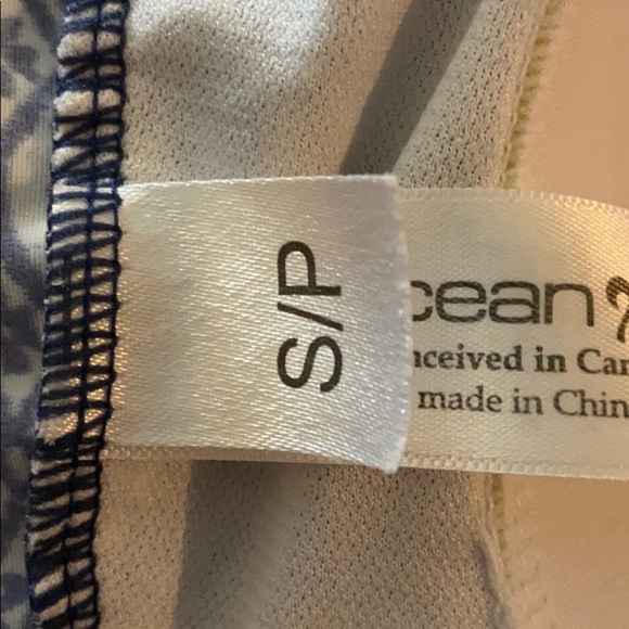 Ocean Lily Women’s One Piece Swimsuit Size SP - Picture 8 of 9